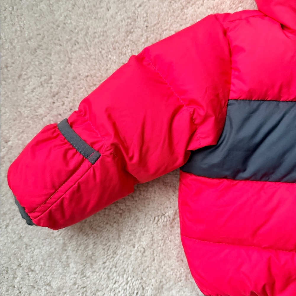 The North Face Toddler Red and Black Hooded Jacket - Picture 2 of 15